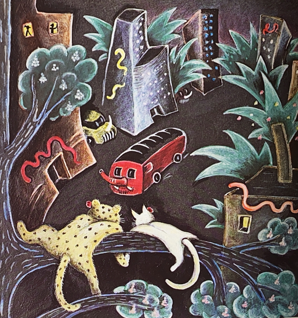Illustration ur boken Jguaren visar en jaguar och en vit katt som ligger på en trädgren och tittar ut över ett nattligt stadsgatuliv med en röd buss och höghus omgivna av gröna palmer